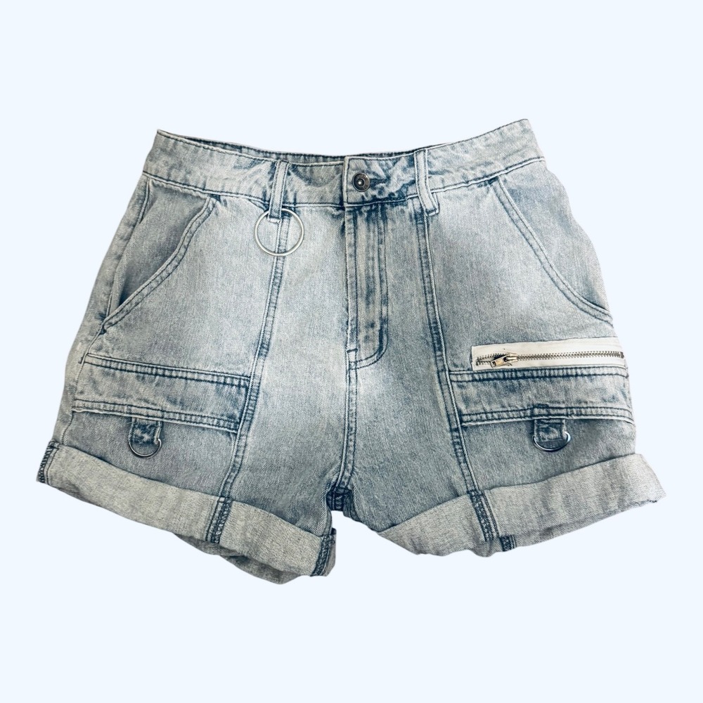Y2K Hot Topic Denim Shorts Womens 7 Light Wash O Ring Cargo Edge Punk Streetwear